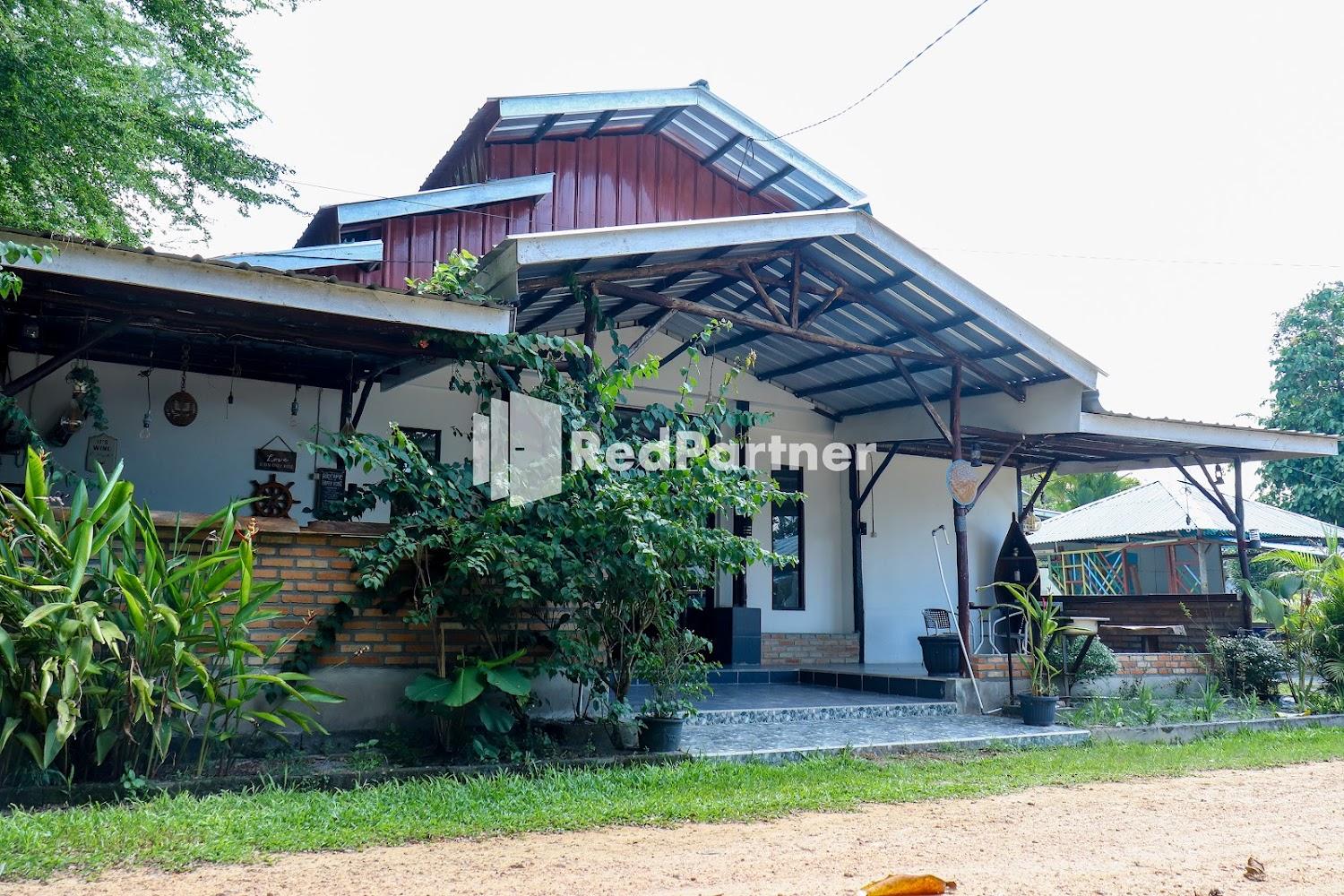 Cover Image for Sahabat Pantai Guest House Mitra RedDoorz