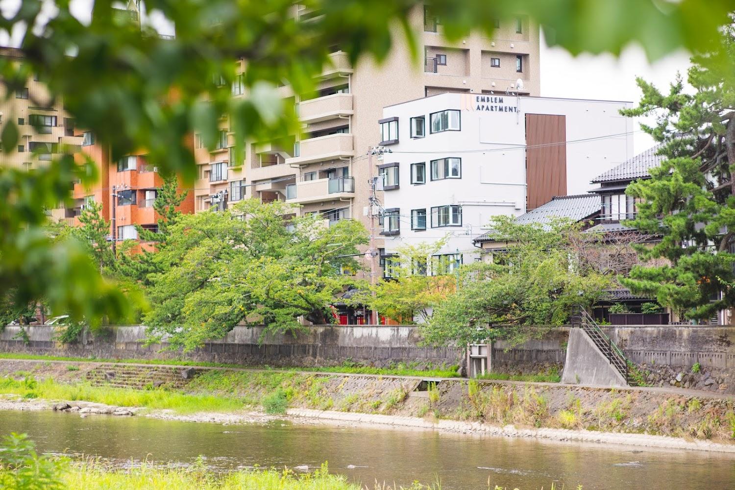 Cover Image for Emblem Apartment Kanazawa