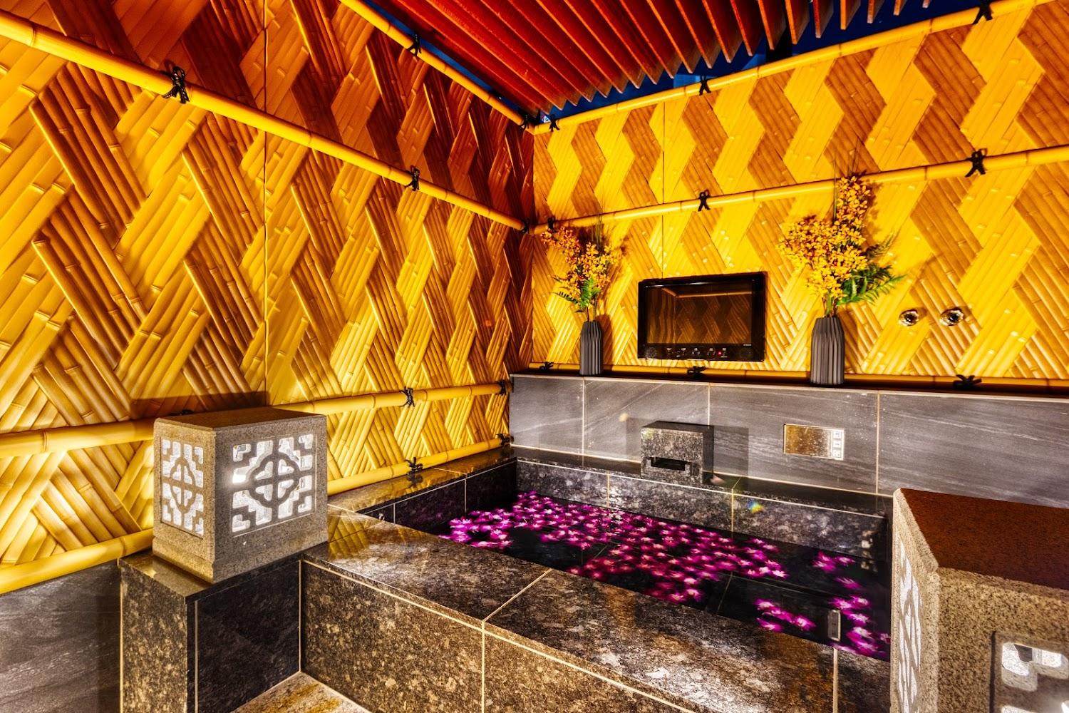 Cover Image for Hotel Lotus Shibuya