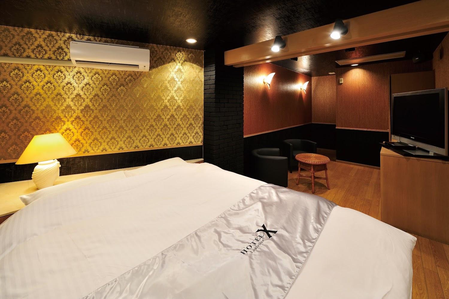 Cover Image for ホテル エックス（Hotel X Luxury）