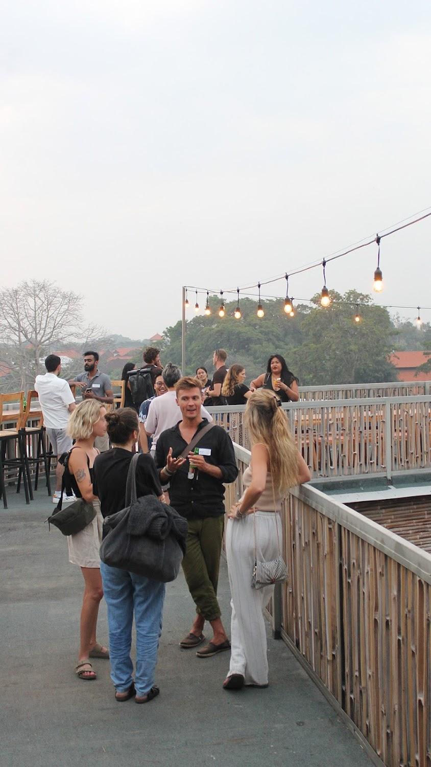 Cover Image for Awan Connection - Cafe & Coworking Space