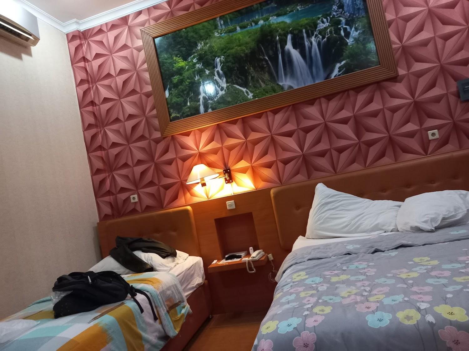 Cover Image for Hotel Kencana
