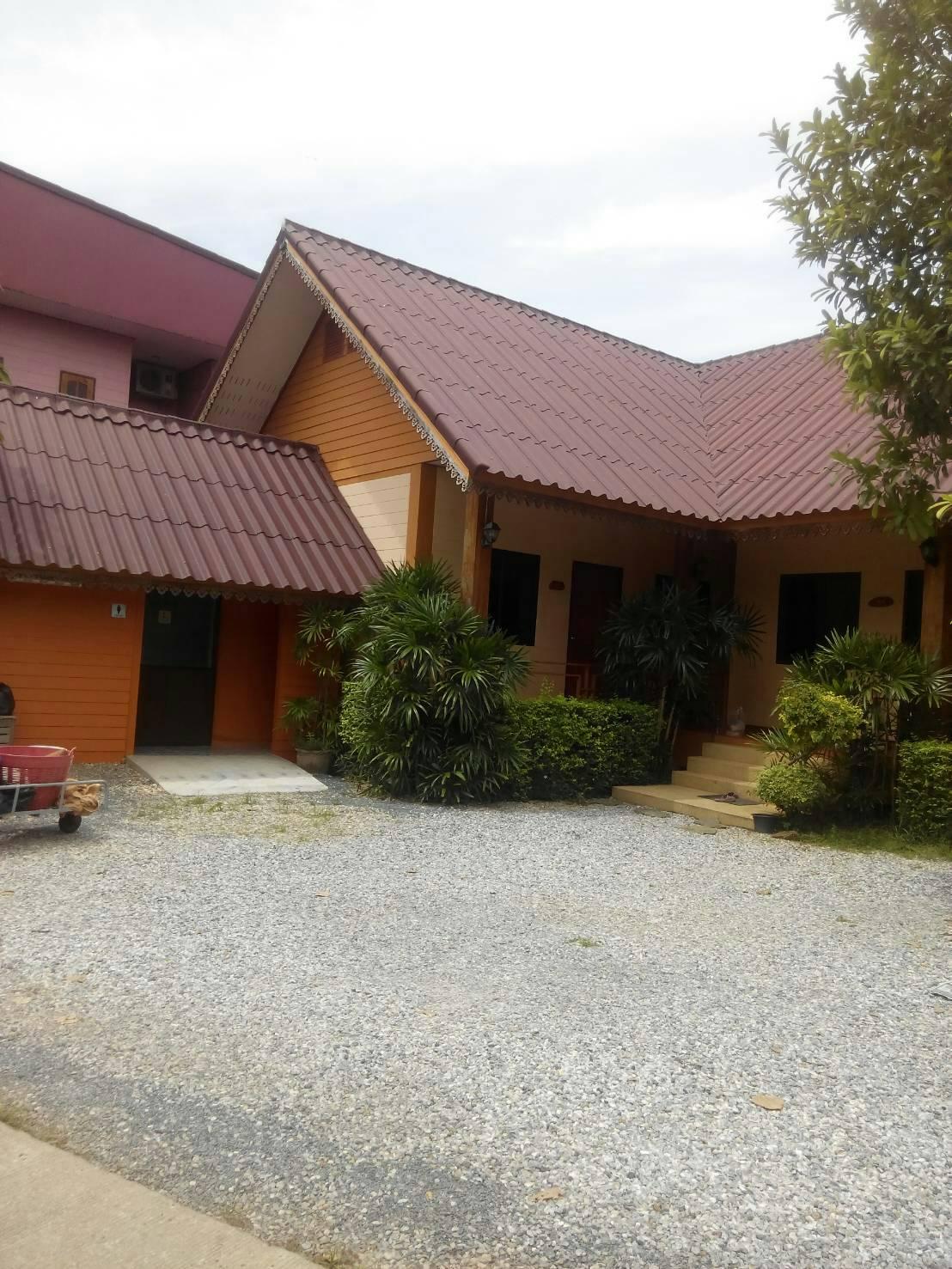 Cover Image for Sin Sawat Resort