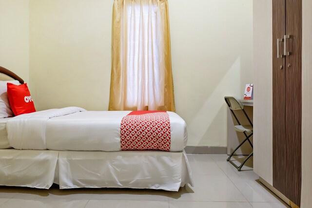 Cover Image for OYO 2292 Pondok Dian Syariah