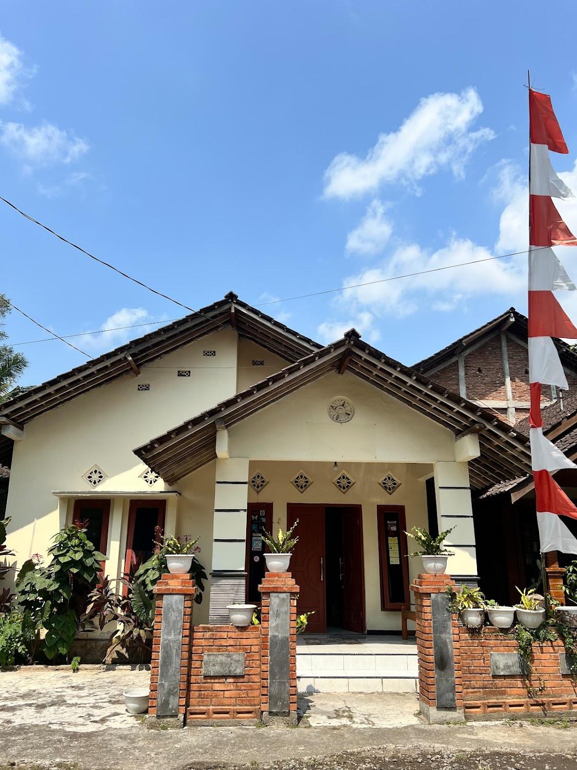Cover Image for Homestay Pratiwi
