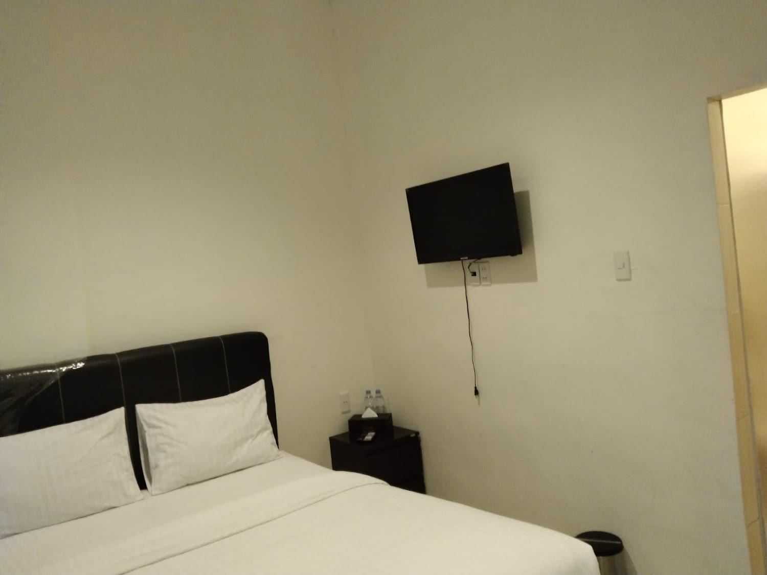 Cover Image for GRAND TOBA HOTEL