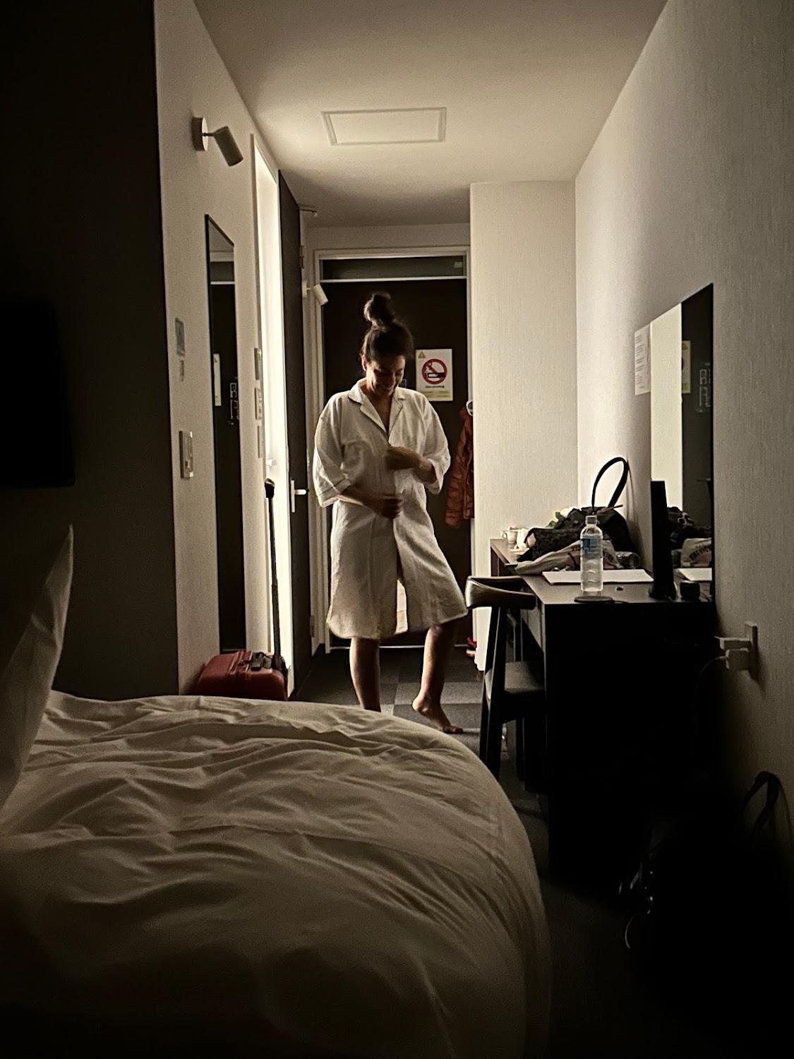 Cover Image for Karasuma Rokujo Hotel
