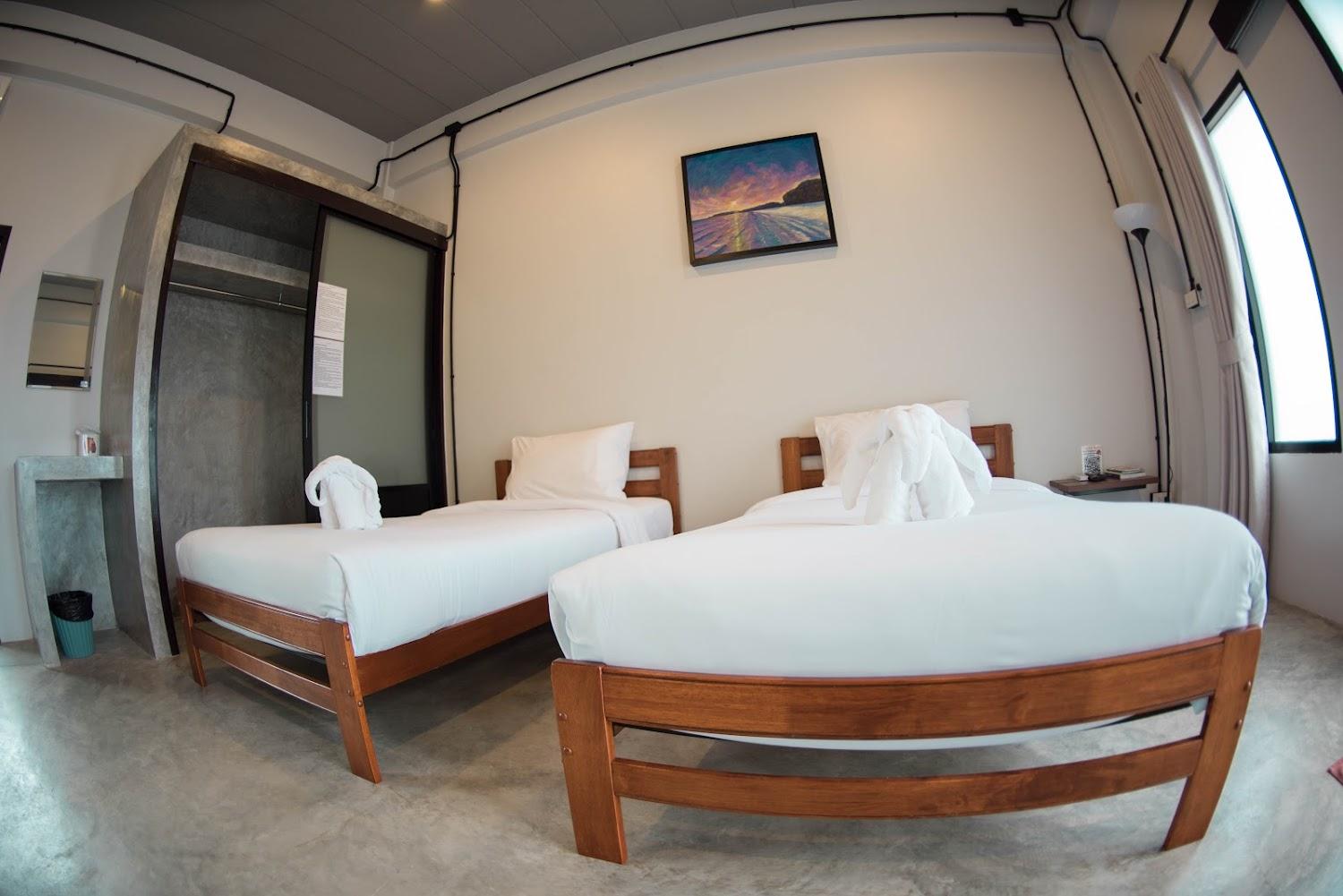 Cover Image for The Ele Hotel