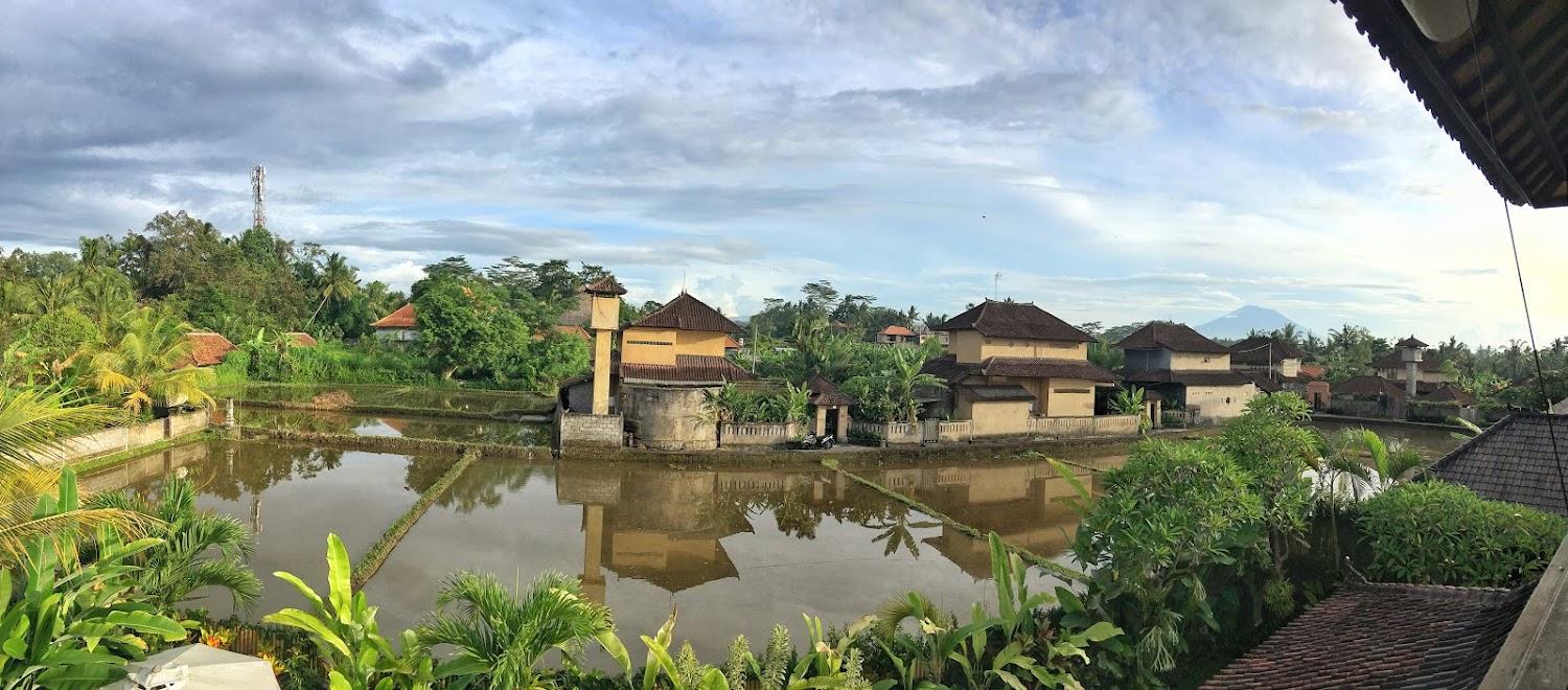 Cover Image for Rumah Dadong
