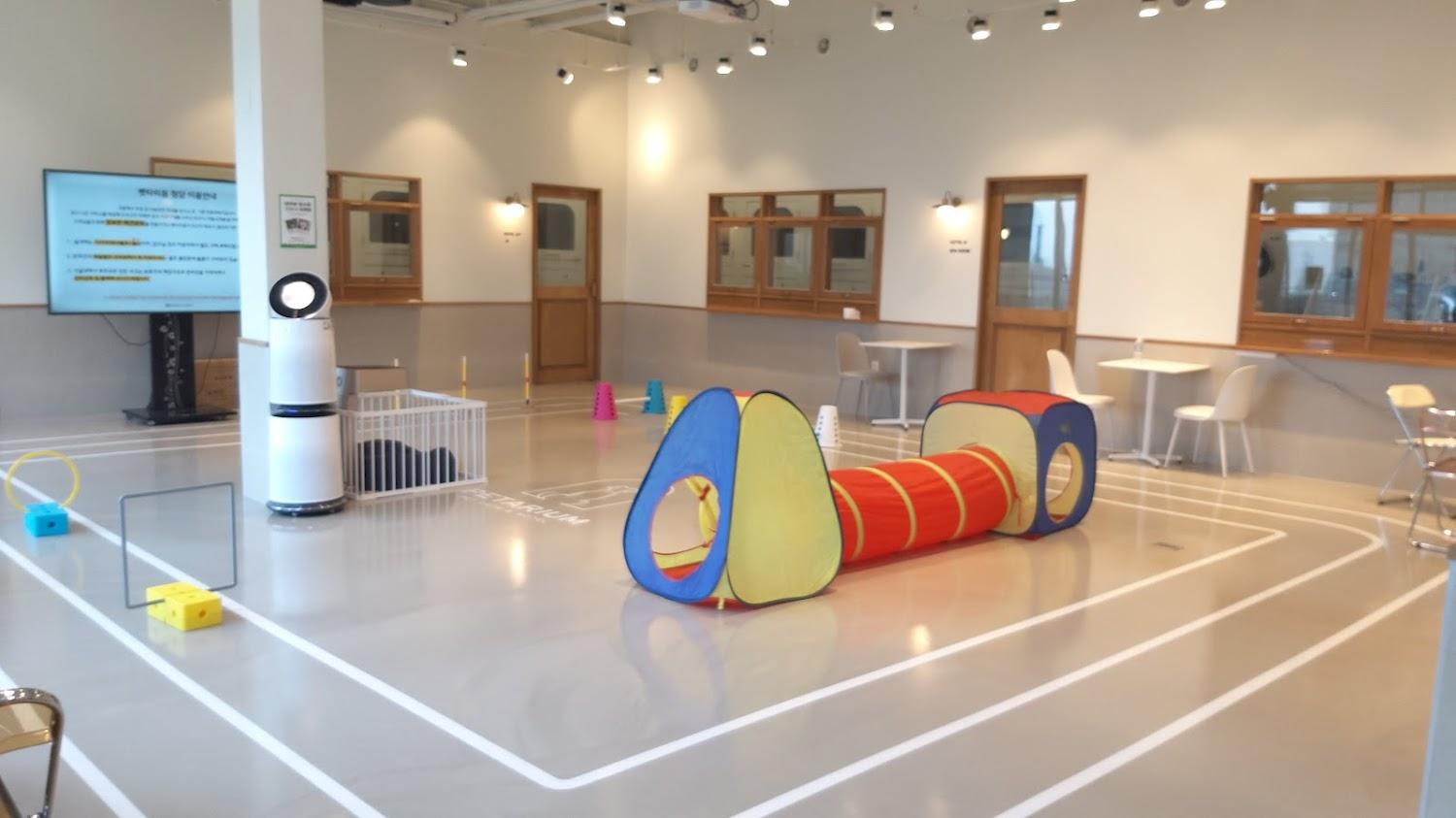 Cover Image for 펫타리움청담점