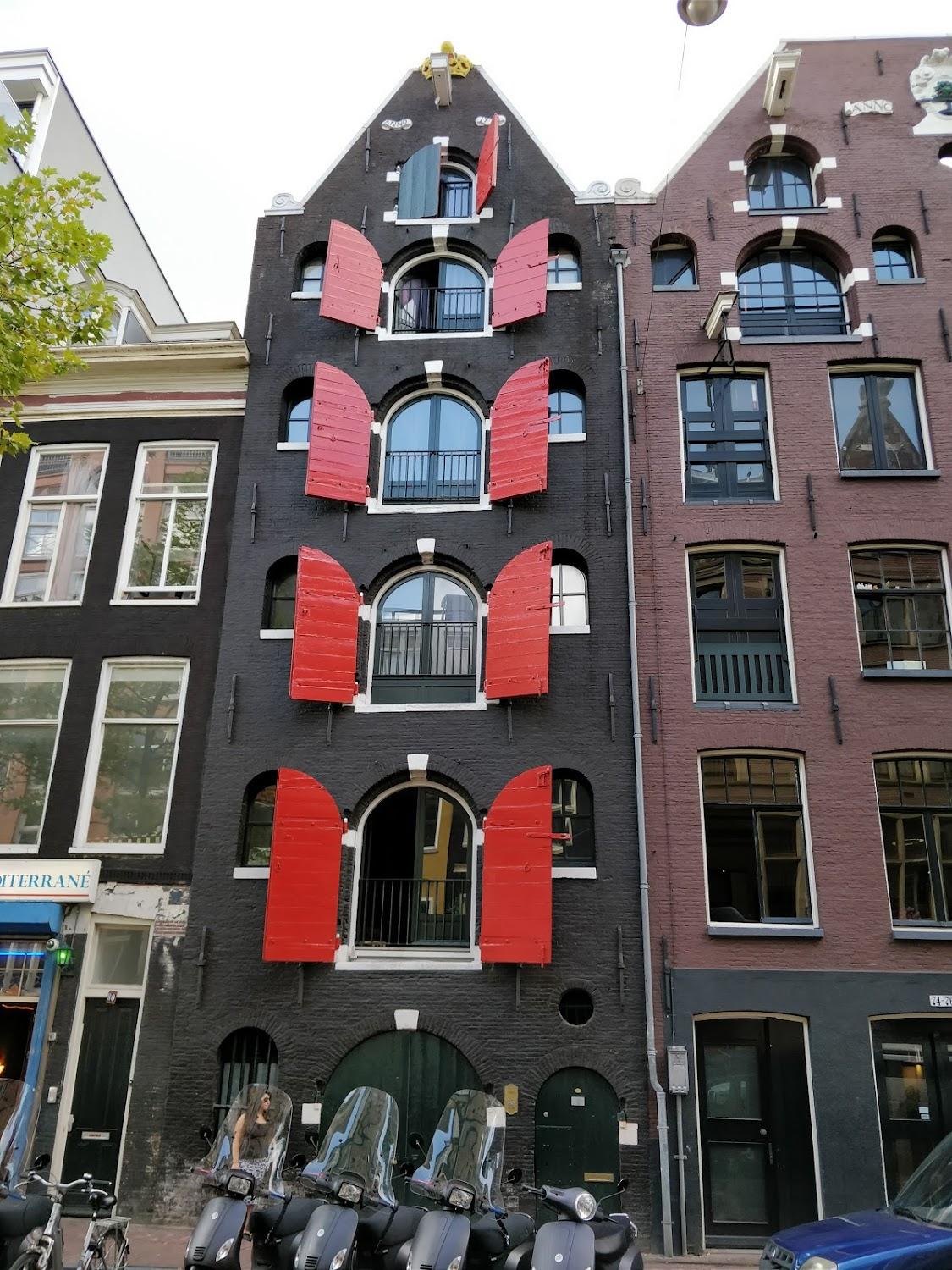 Cover Image for Rio's Bed and Breakfast Amsterdam