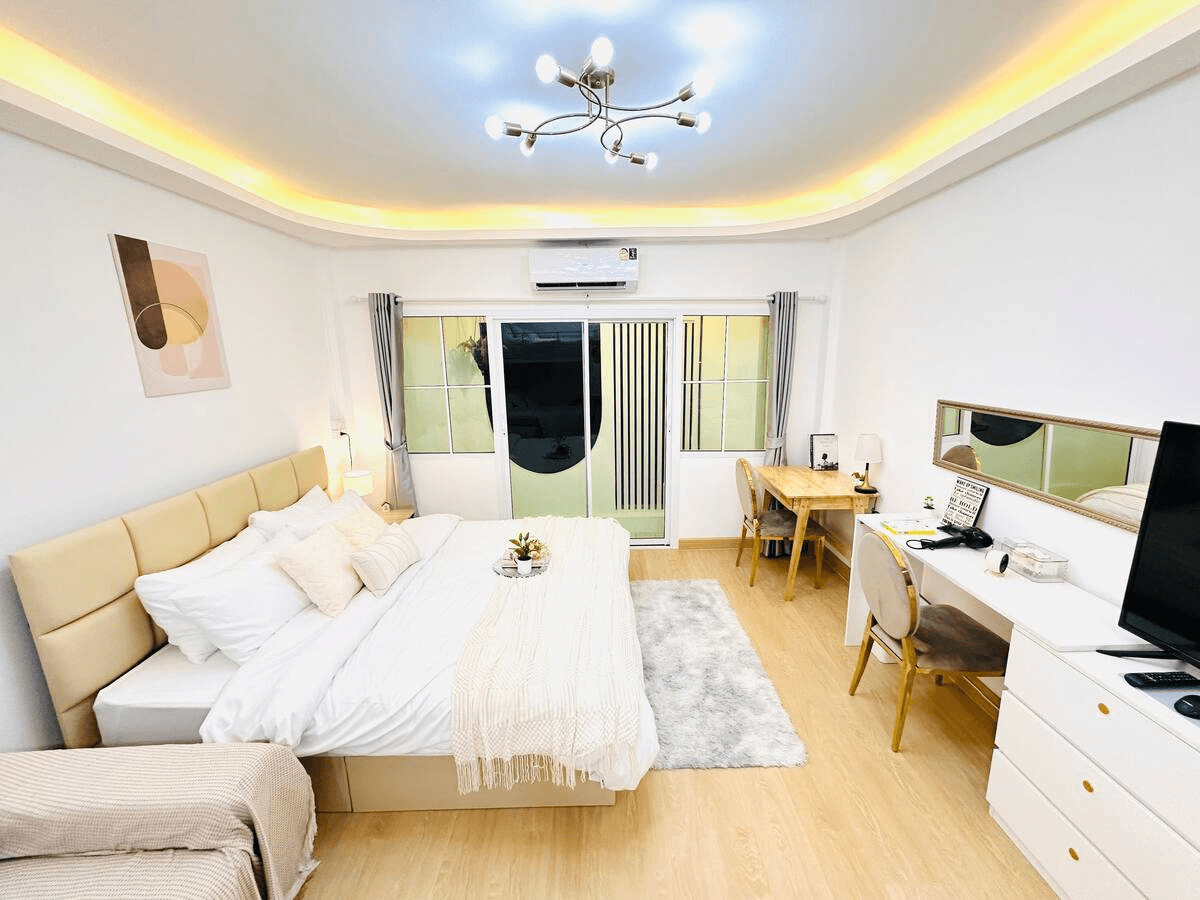 Cover Image for White House31 Sai Mai, BKK - AirBNB