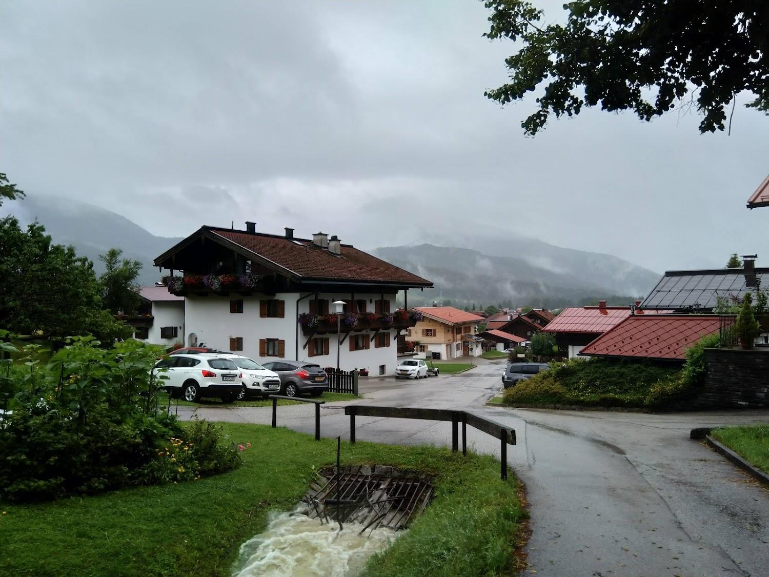 Cover Image for Gästehaus Alpenrose