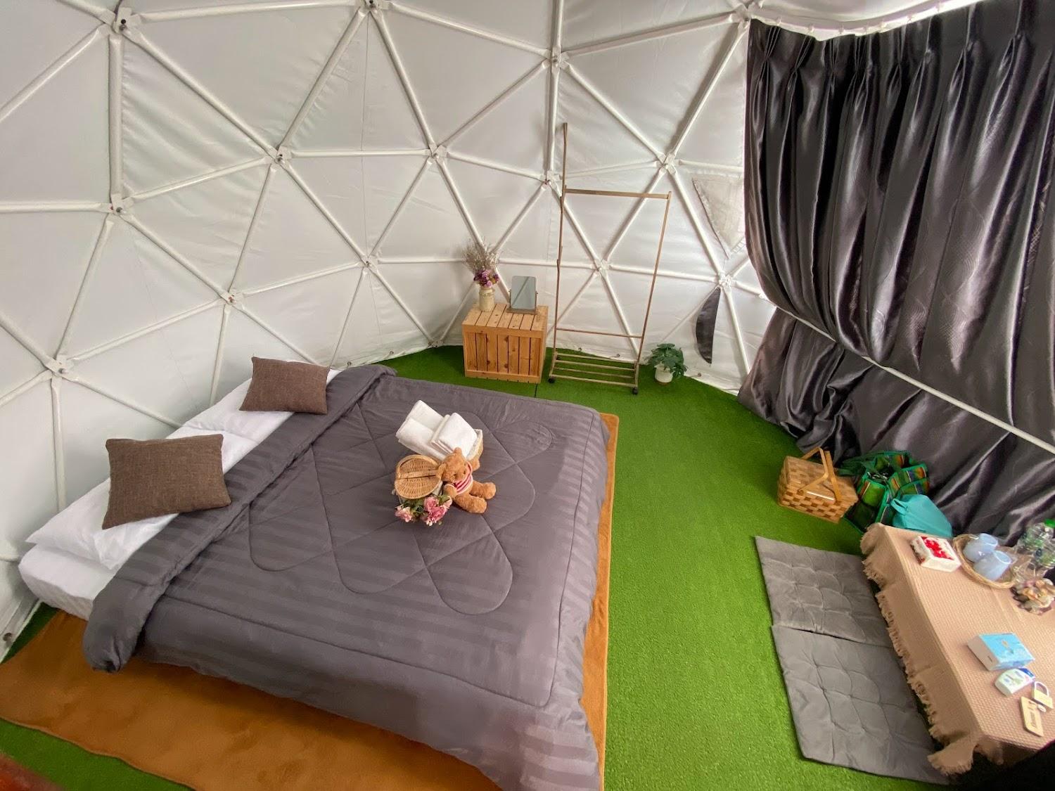 Cover Image for ร้อยรักภูชี้ฟ้า Phuchifa Sky Camp