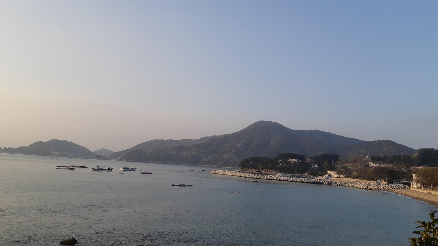 Cover Image for 해뜨는집