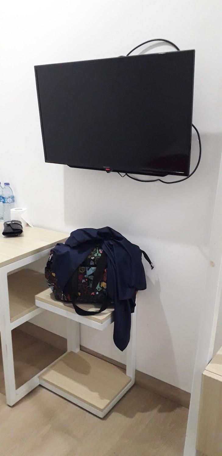 Cover Image for RedDoorz Plus near SoMa Rajawali Palembang