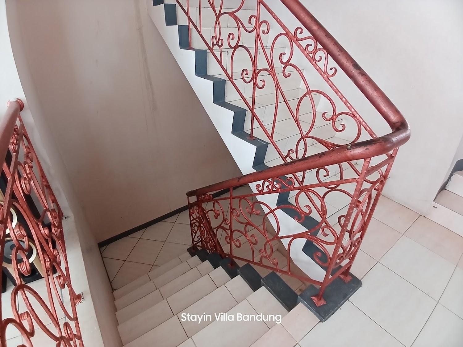 Cover Image for Villa Kubah Istana Bunga Lembang