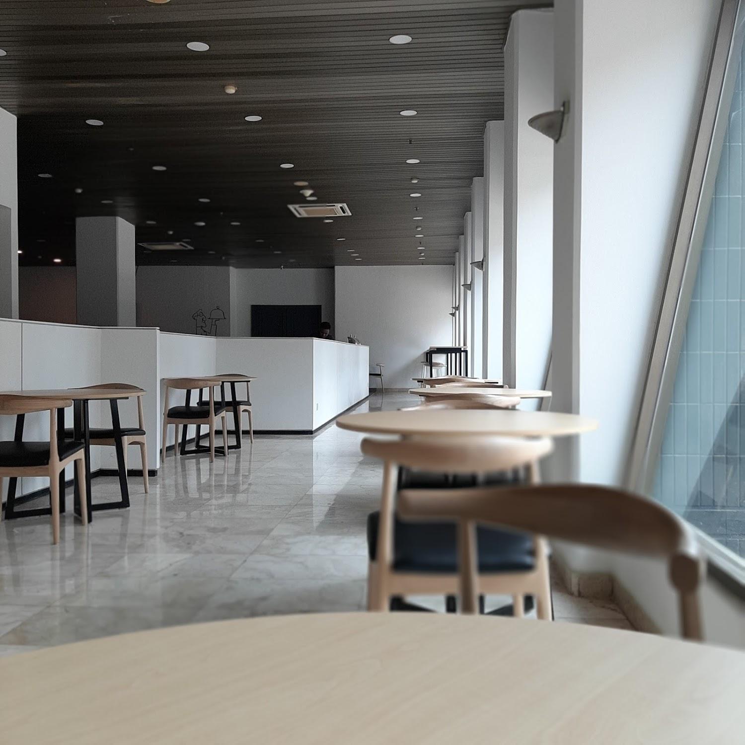 Cover Image for Super OYO Townhouse 2 Hotel Gunung Sahari