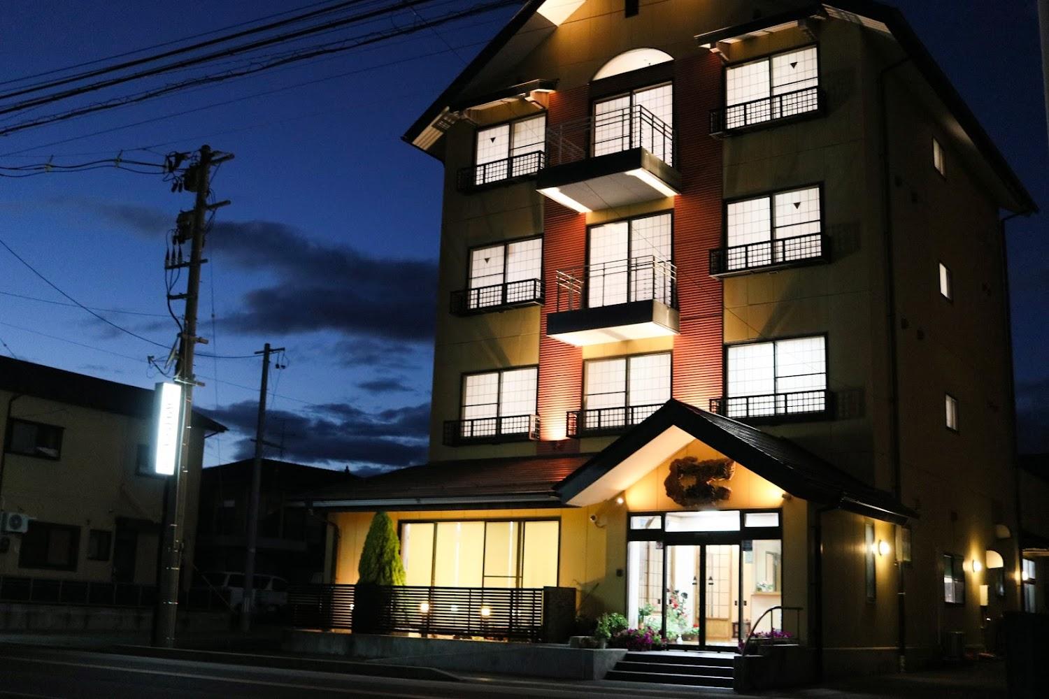 Cover Image for 海鮮民宿 トモエ屋旅館