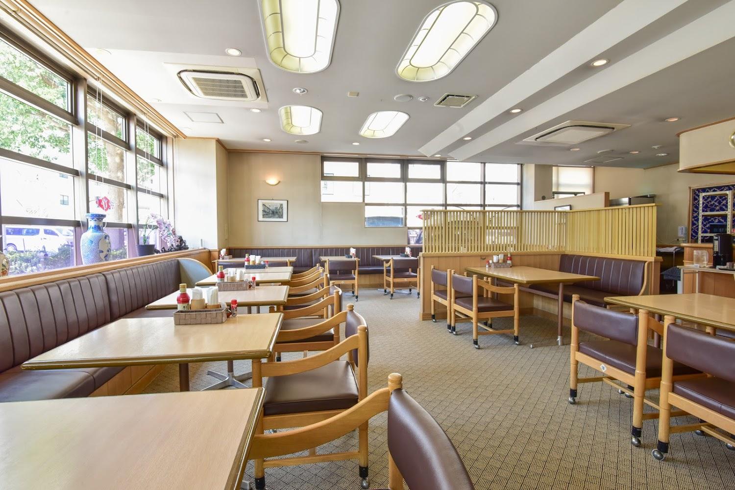 Cover Image for Yokkaichi City Hotel Annex