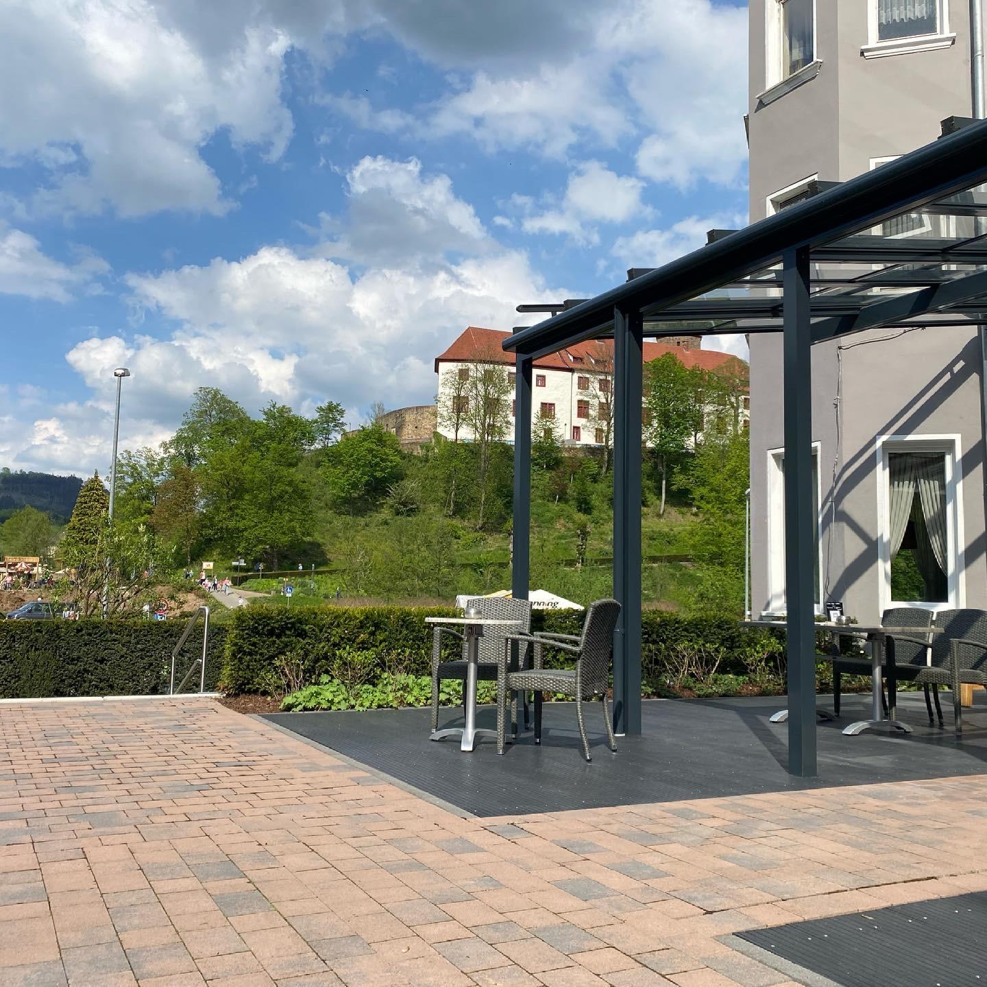 Cover Image for Waldhotel Felsenkeller