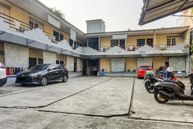 Cover Image for OYO Residence