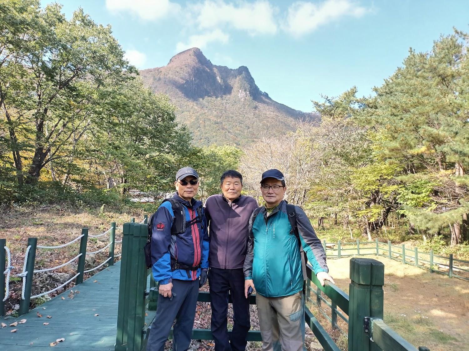 Cover Image for 산새소리펜션