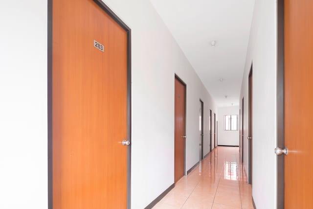 Cover Image for OYO 866 Idola Residence