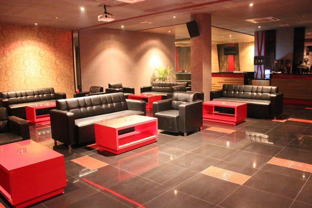 Cover Image for Red Light hotel spa dan karoke