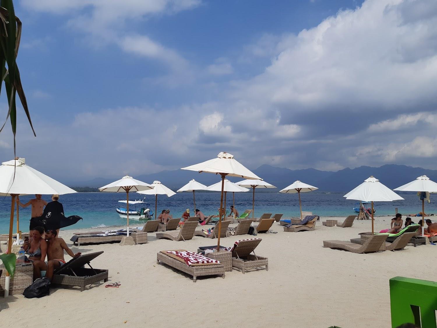 Cover Image for Chill Out Bungalows and Bar