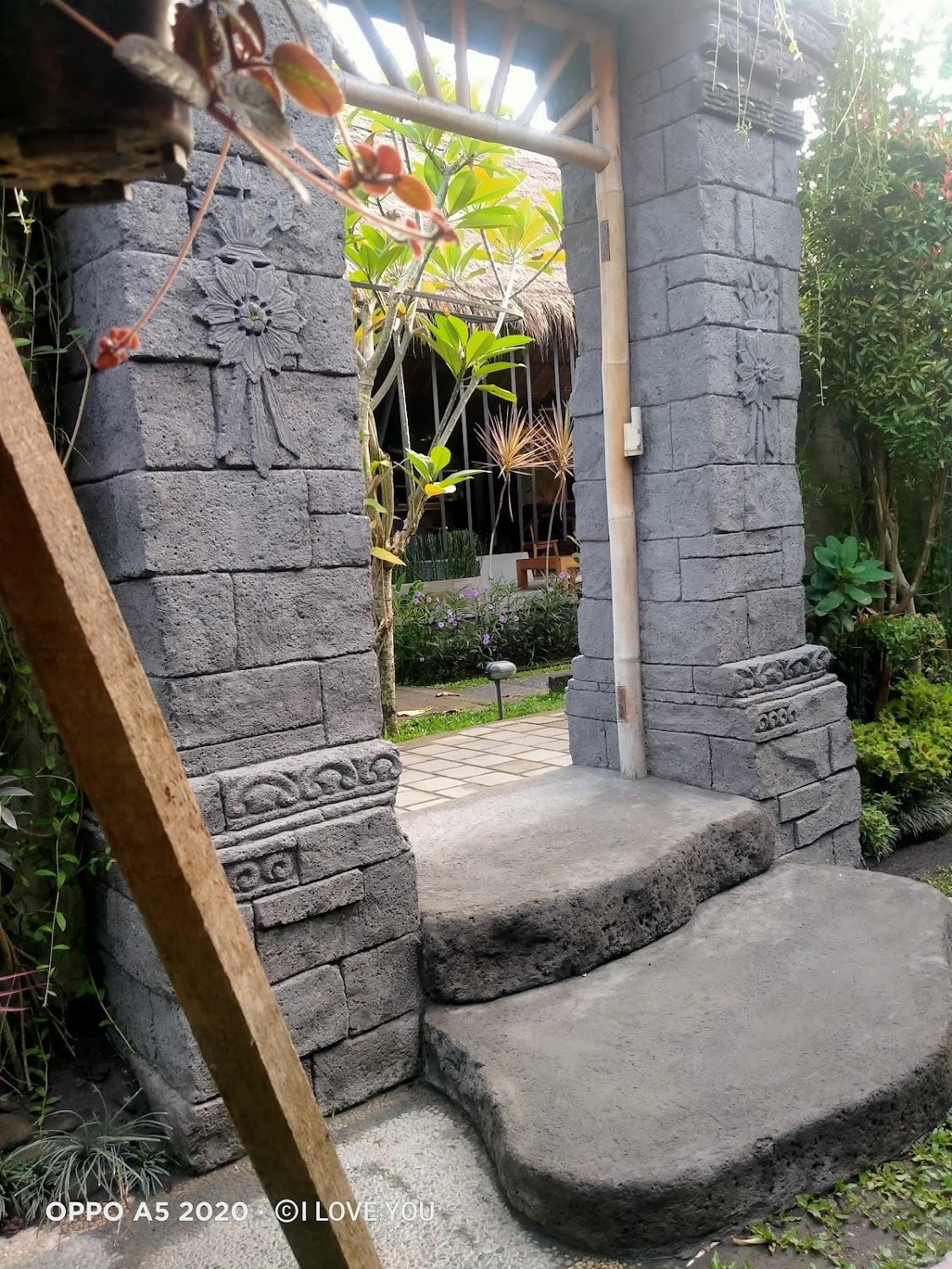 Cover Image for Nugraha guest house2