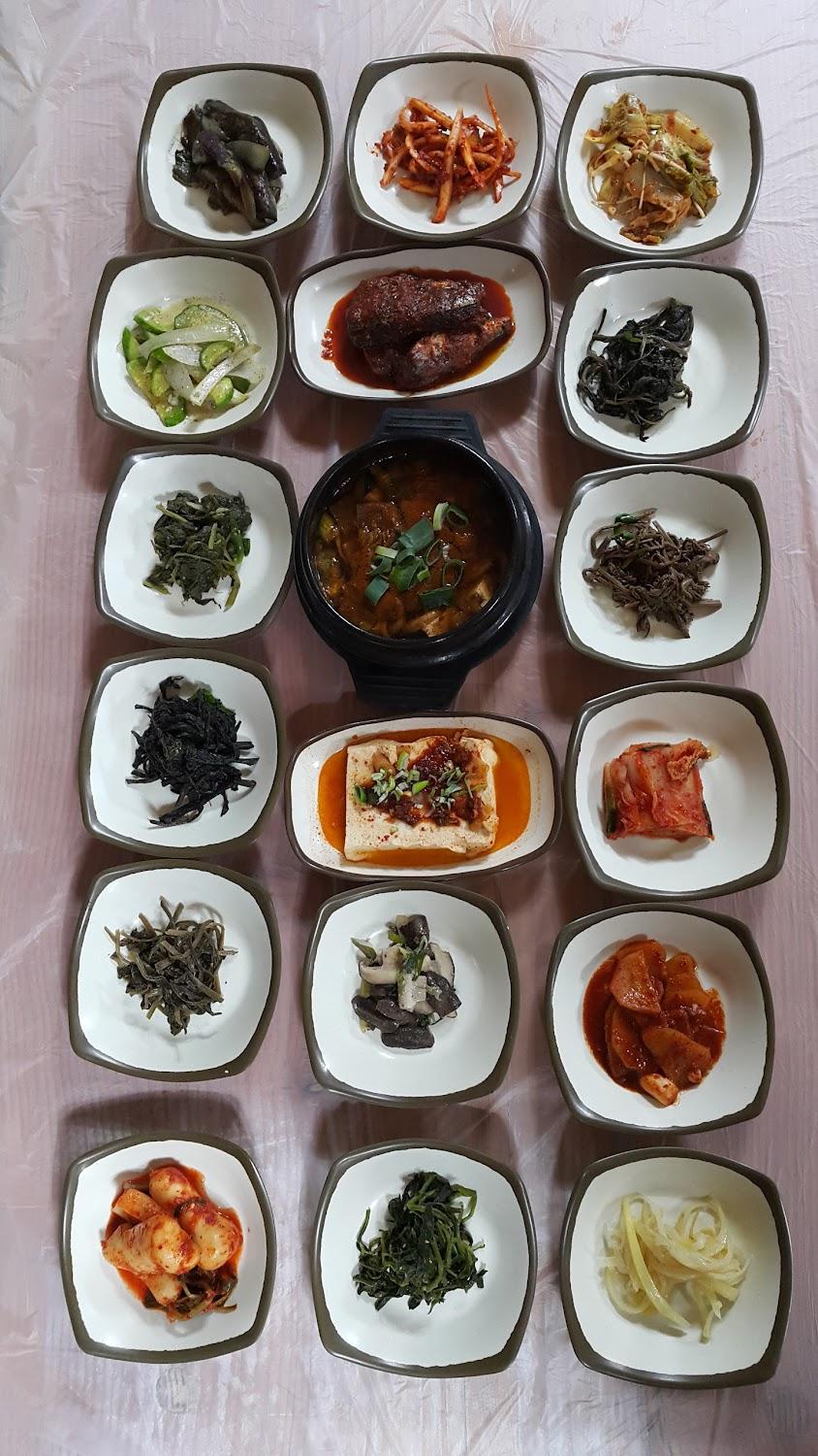Cover Image for 파크하이야트모텔