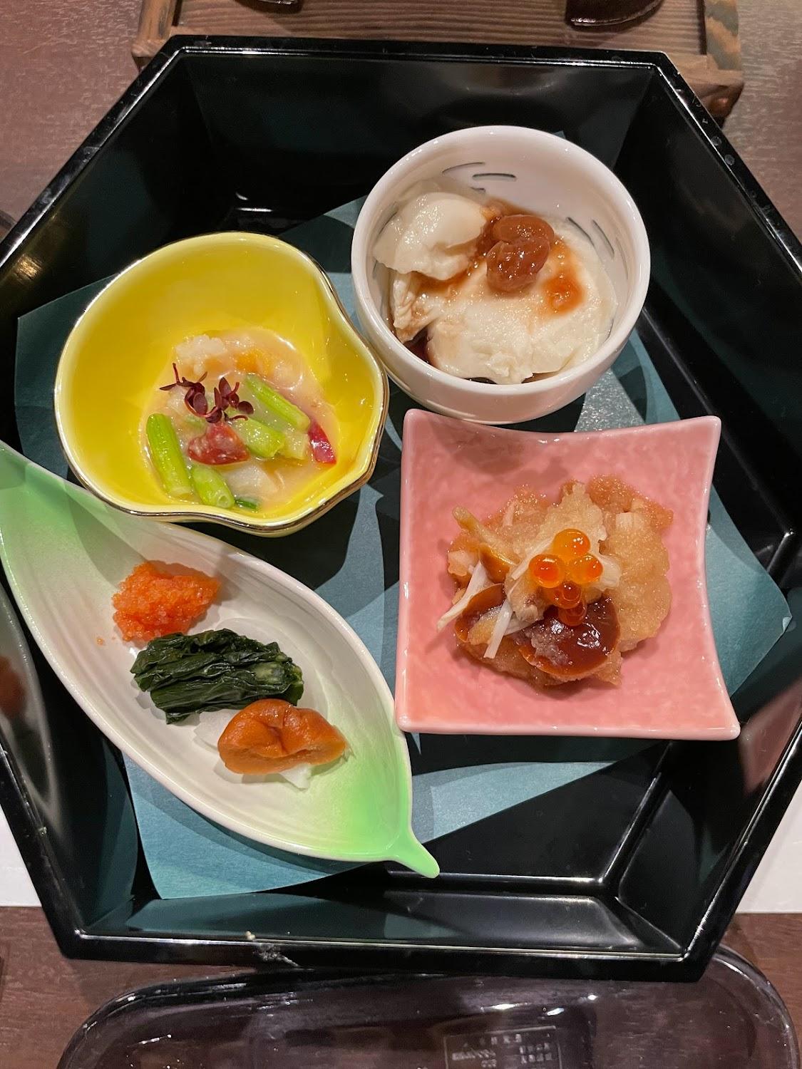 Cover Image for Hotarutei Villas
