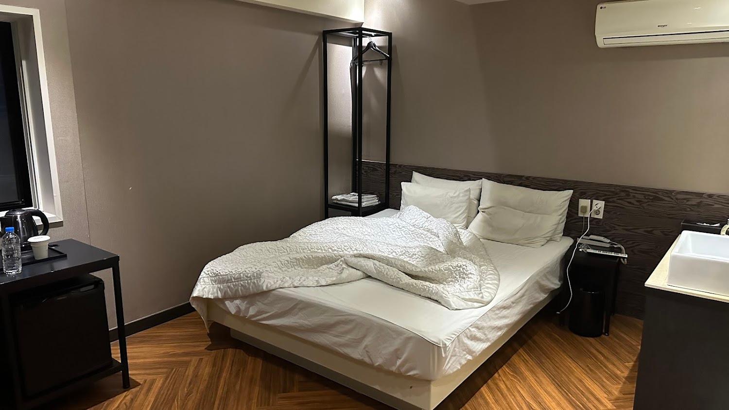 Cover Image for Hotel Coco
