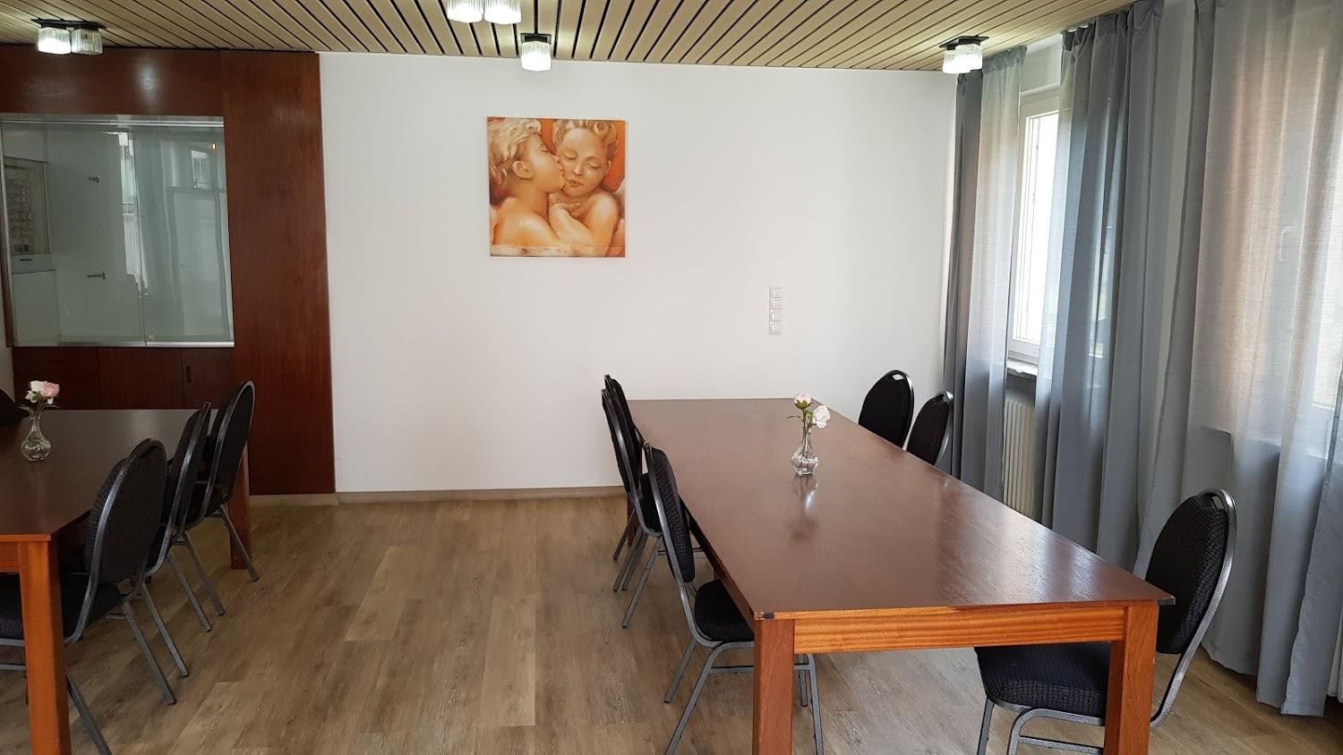 Cover Image for Pension Highway Bielefeld