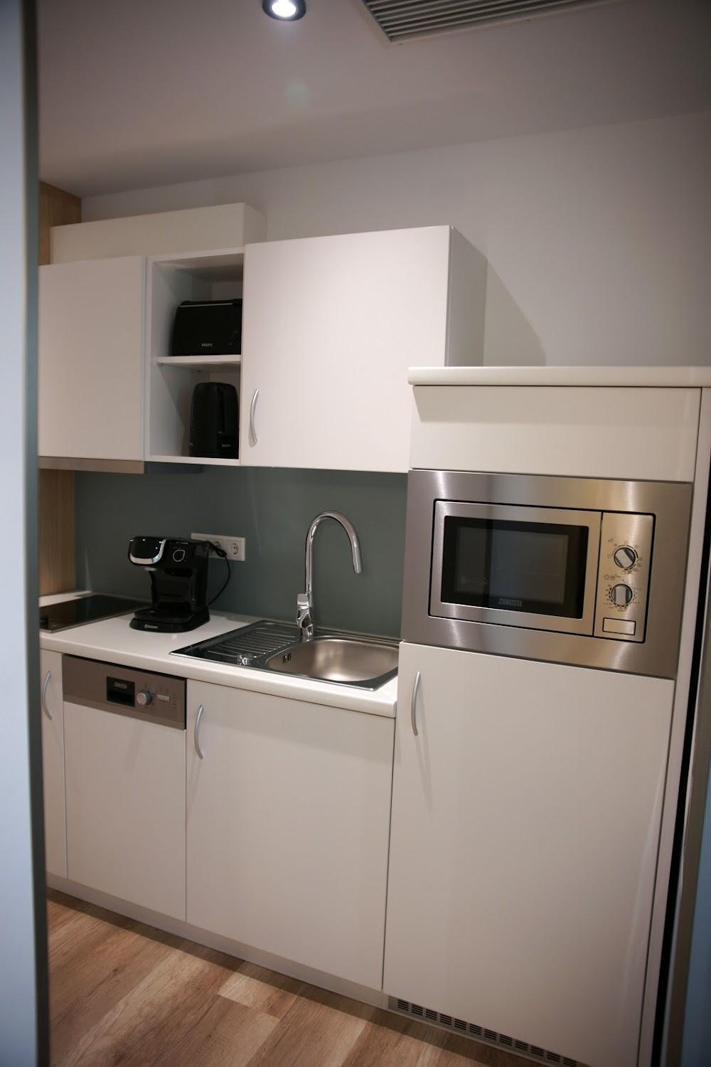 Cover Image for Leister Apparthotel