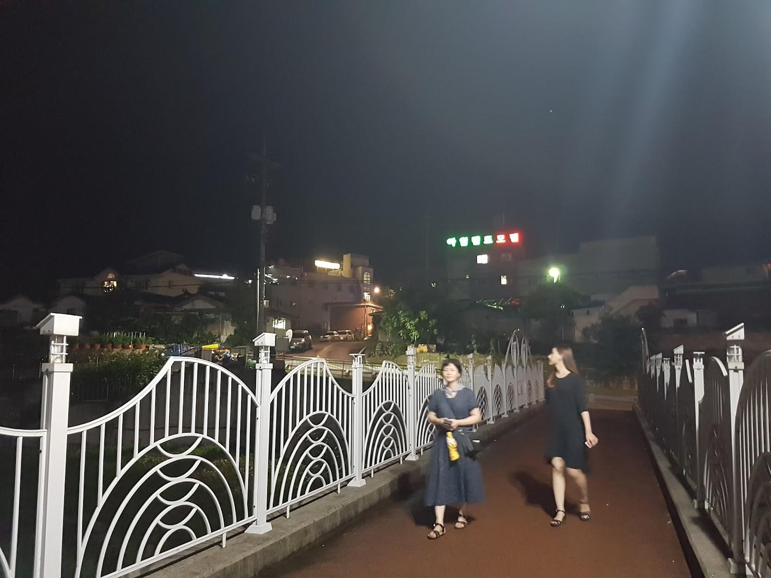 Cover Image for 리버사이드모텔