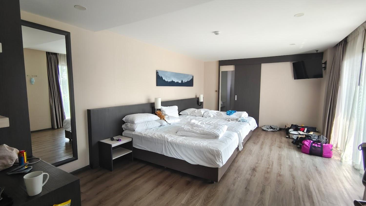 Cover Image for Hotel MAYU