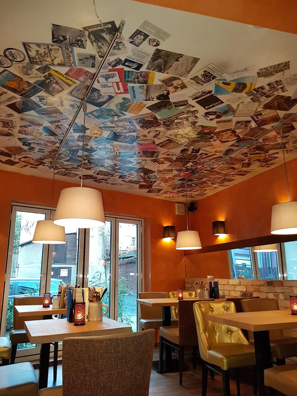 Cover Image for Blaue Ecke Restaurant & Hotel in Adenau