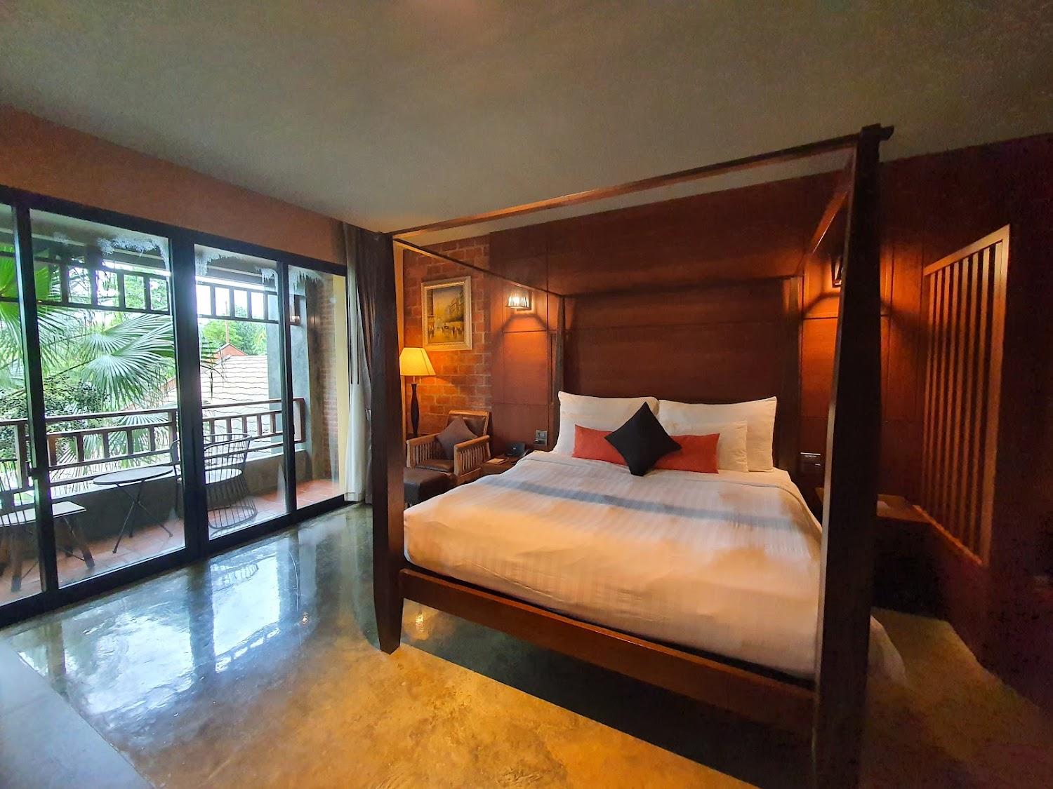Cover Image for Hotel de l'amour Buriram