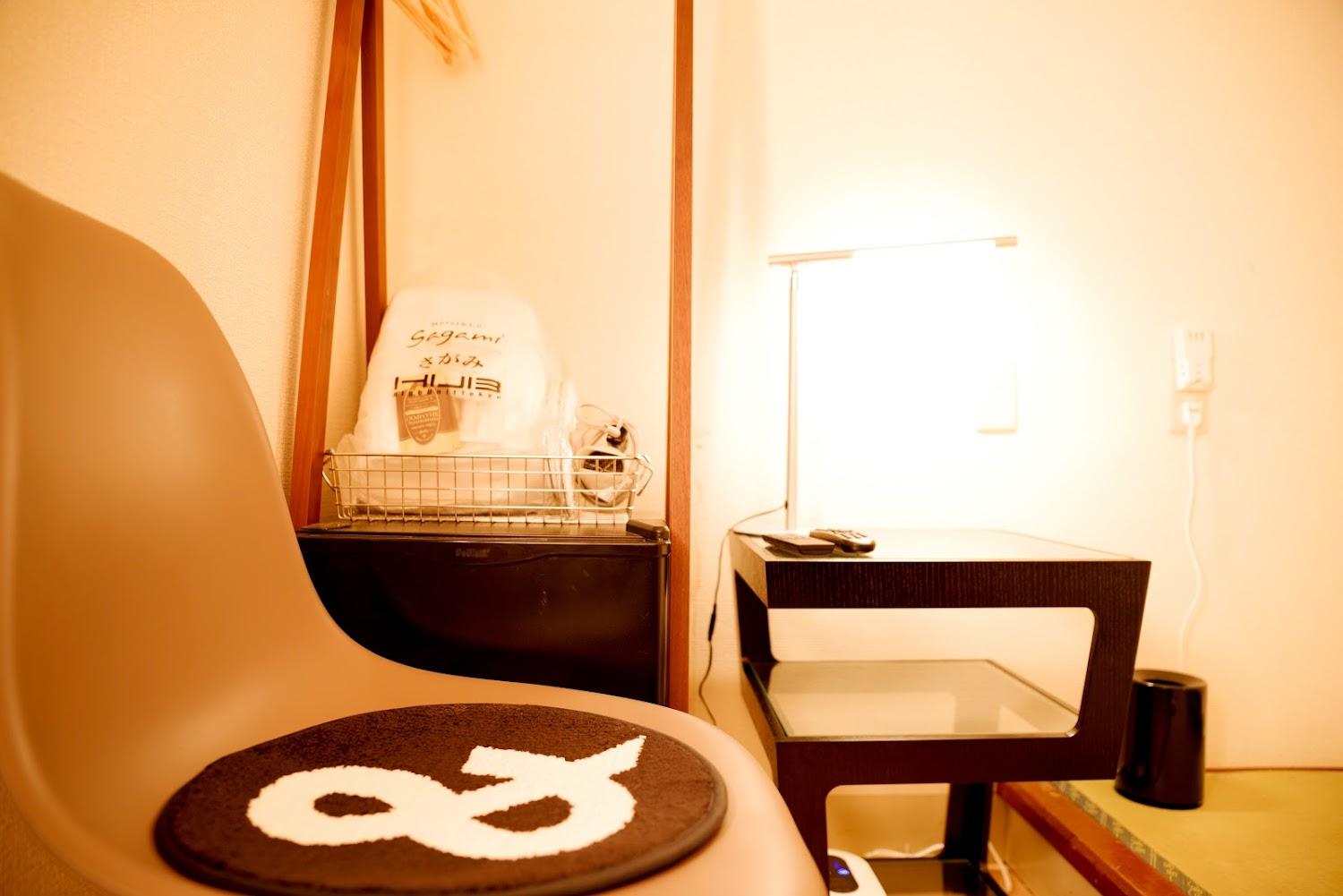 Cover Image for Hotel & Co. Sagami