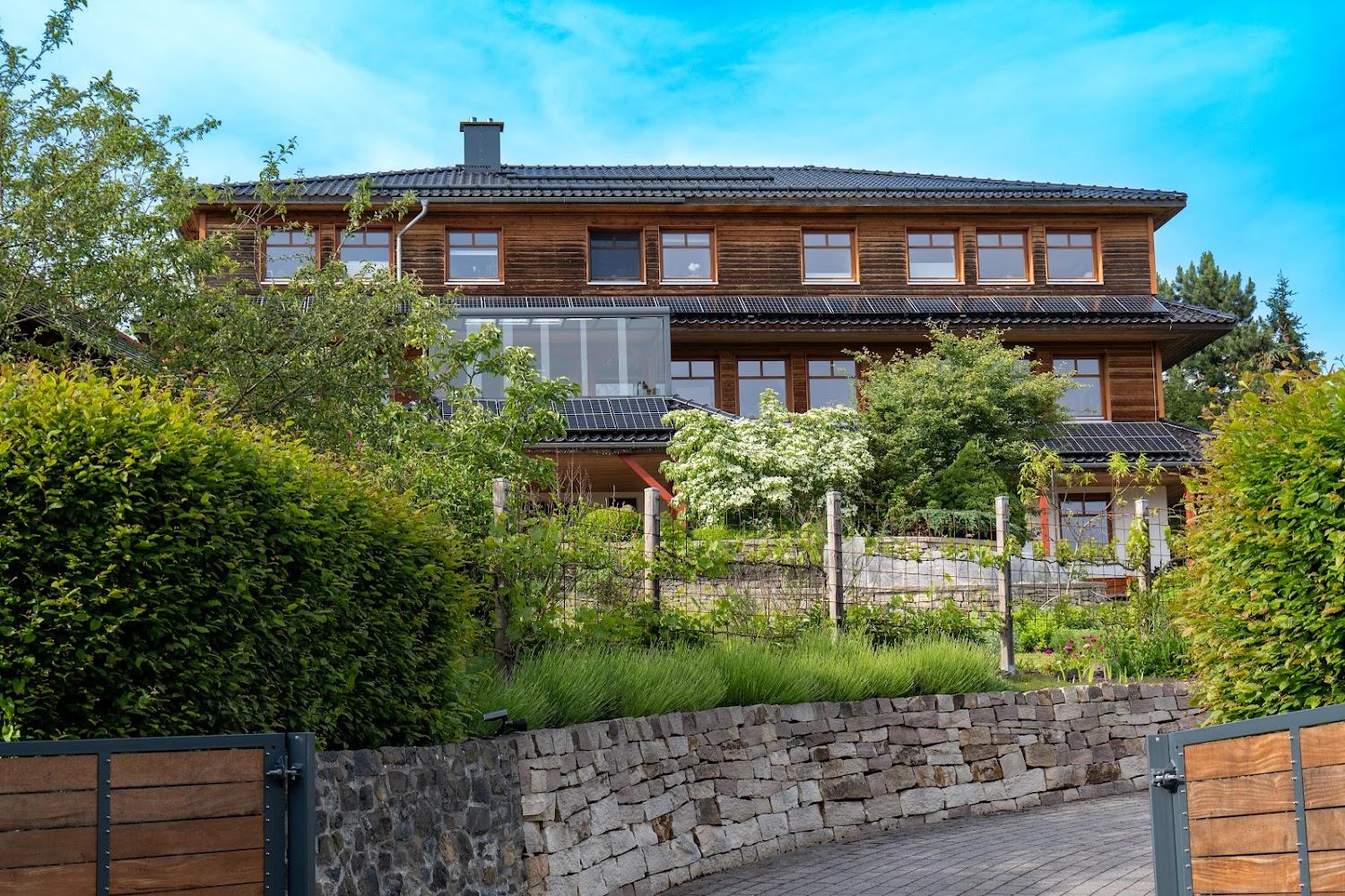 Cover Image for Qi Gong Haus