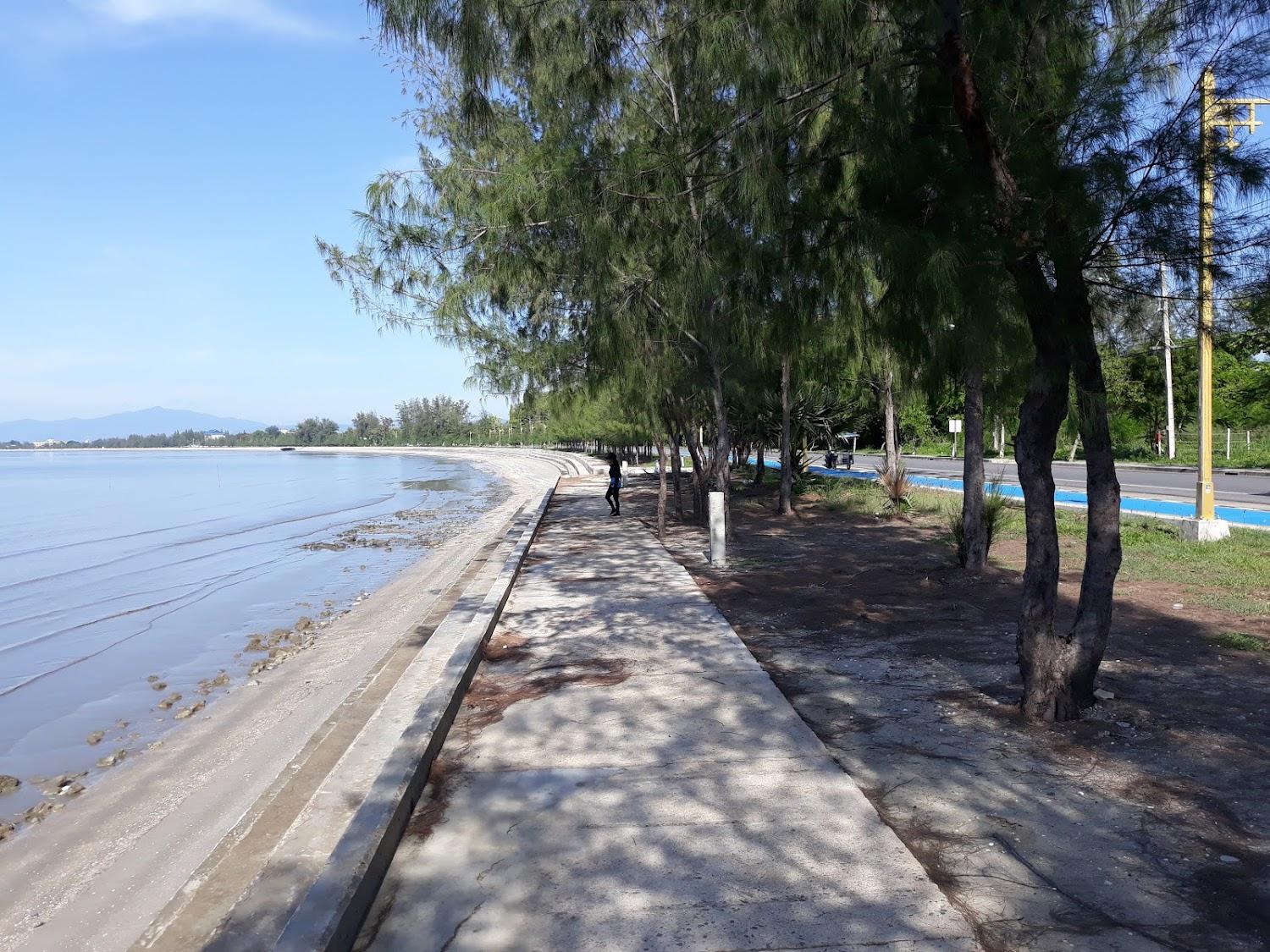 Cover Image for บ้านพักสองพี่น้อง