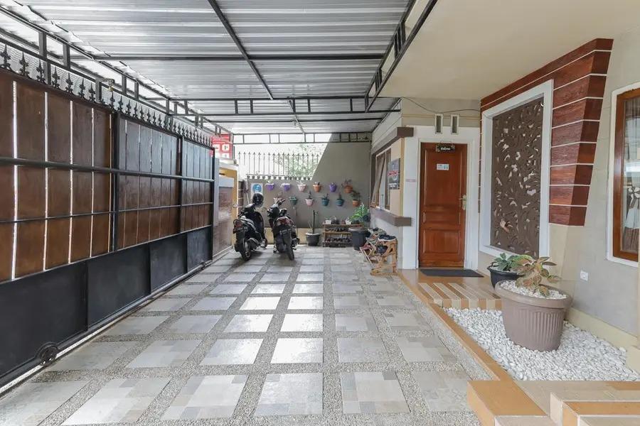 Cover Image for Reddoorz Syariah @ House Of Melati Kepanjen