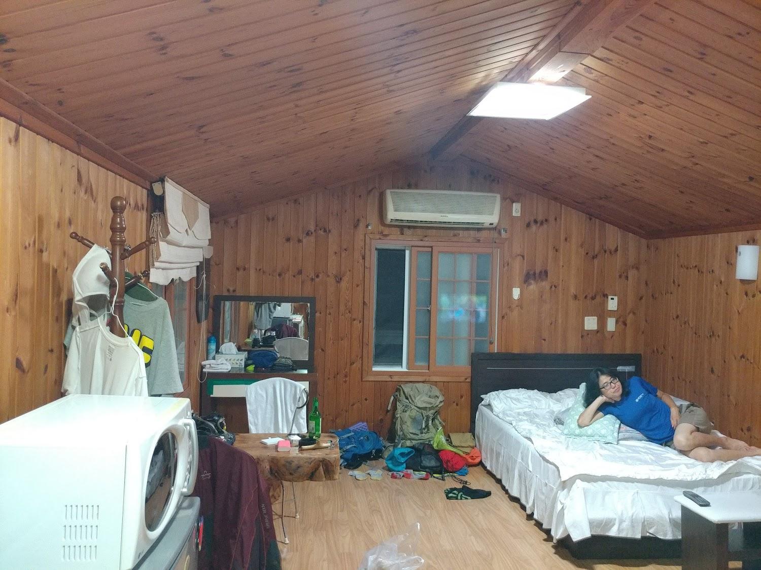 Cover Image for Jeju Log Pension