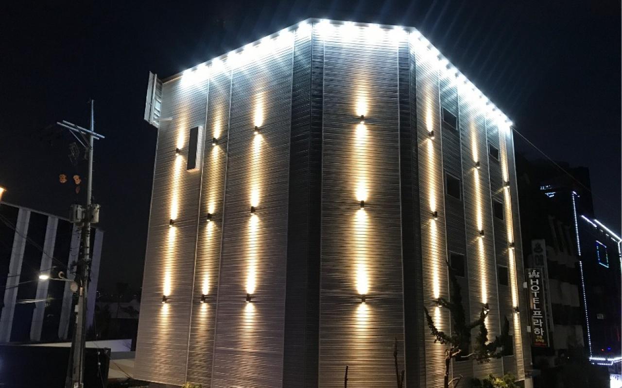Cover Image for 프라하(송도) 호텔