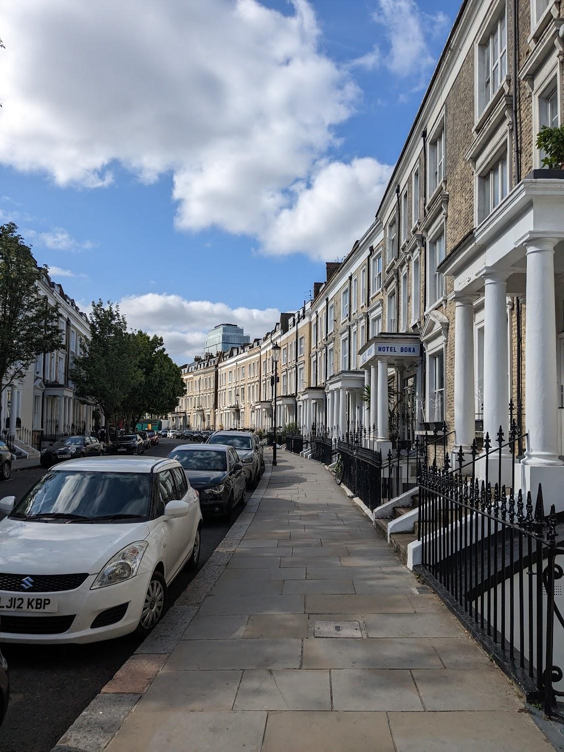 Cover Image for Bed and Breakfast Fulham and Earls Court B&B Service