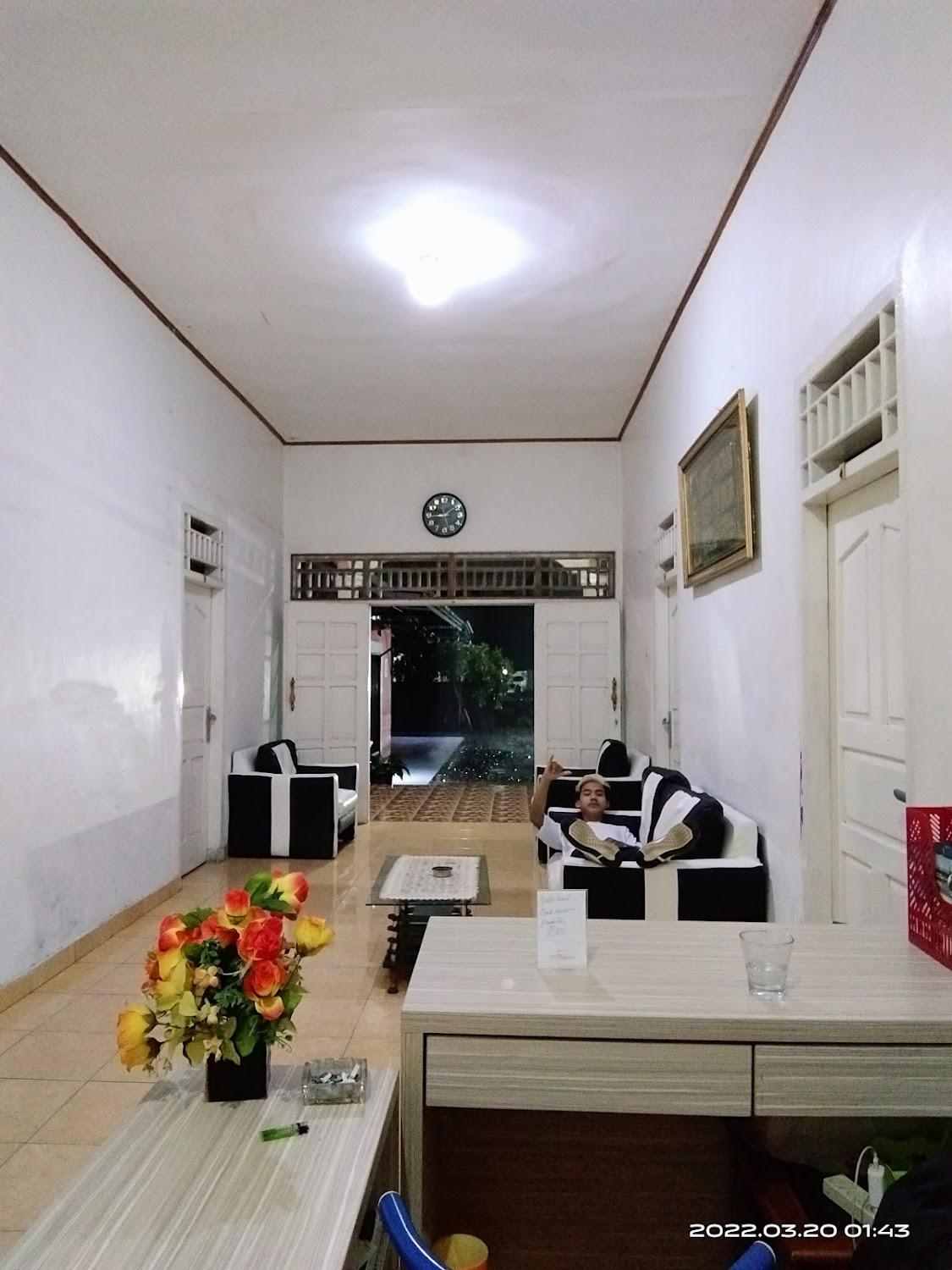 Cover Image for Dafiz Ananda Hotel