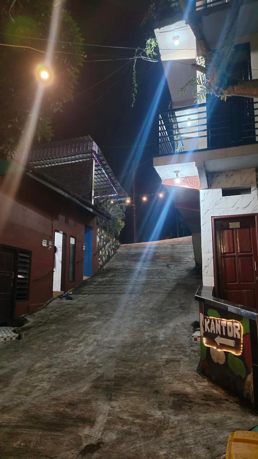 Cover Image for RedDoorz @ Pacet Mojokerto
