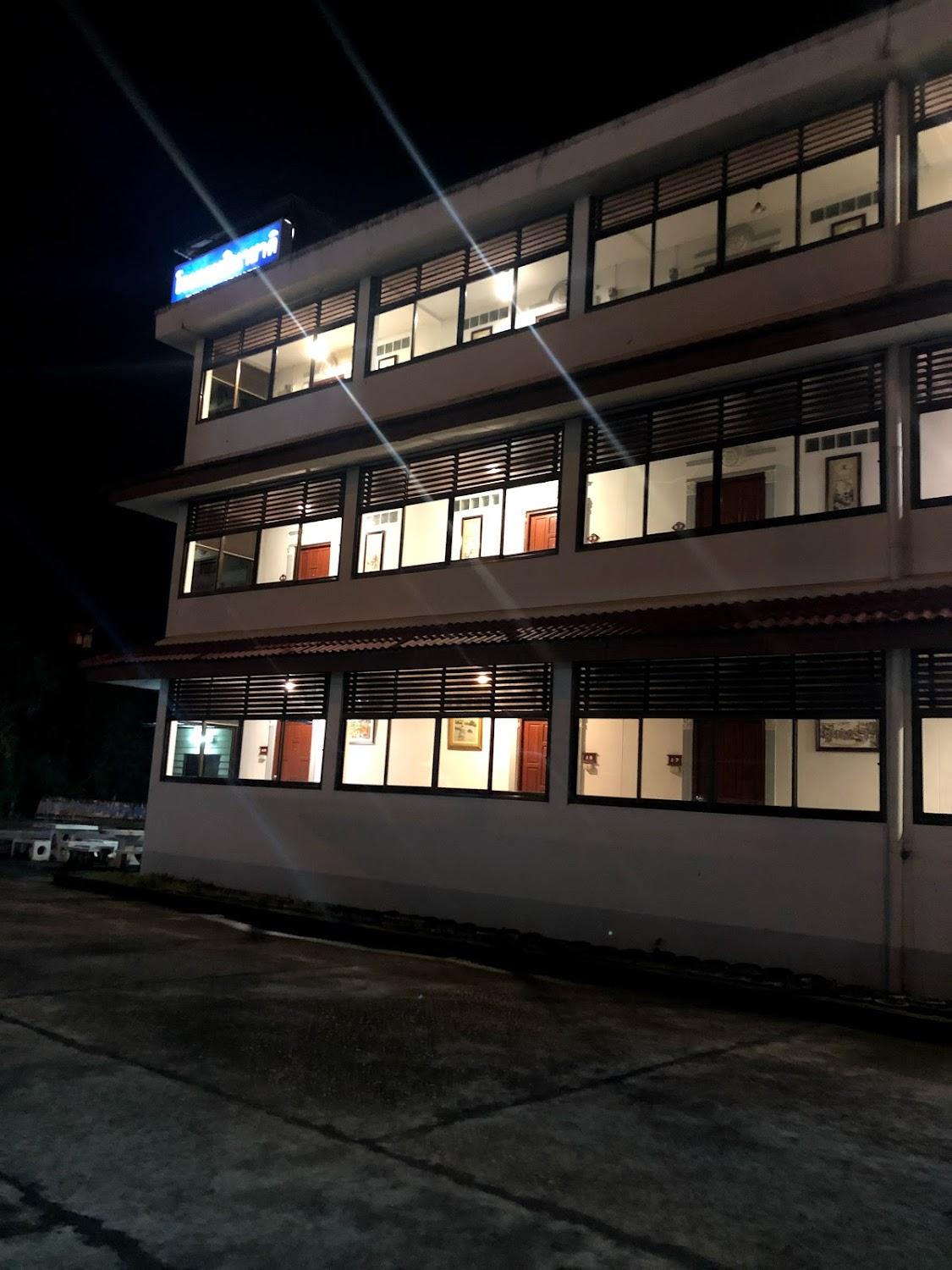 Cover Image for Chinachart Hotel